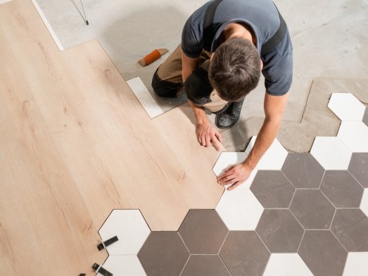 Flooring installation services in Lynnwood